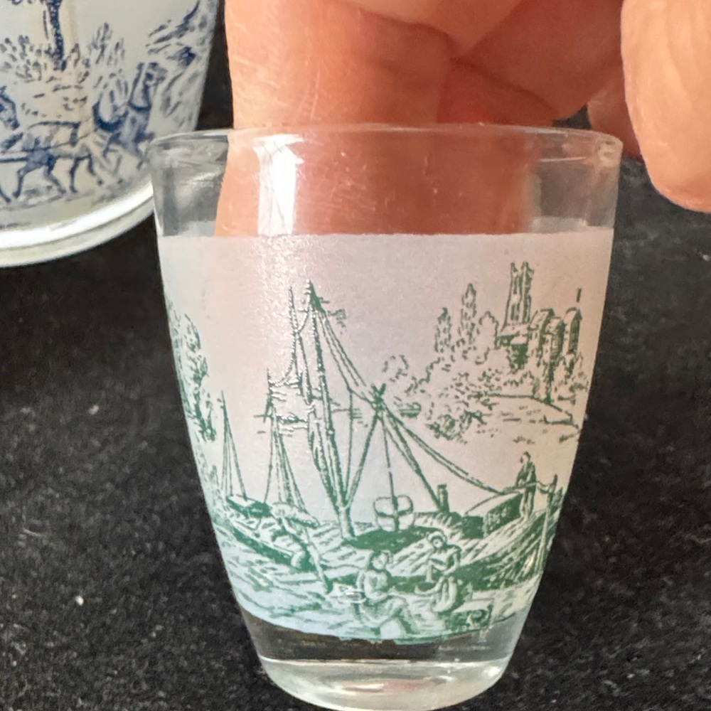 Vintage 1950’s Verrerie Cristallerie D'Arques French Country decanter set. - Picture 7 of 16